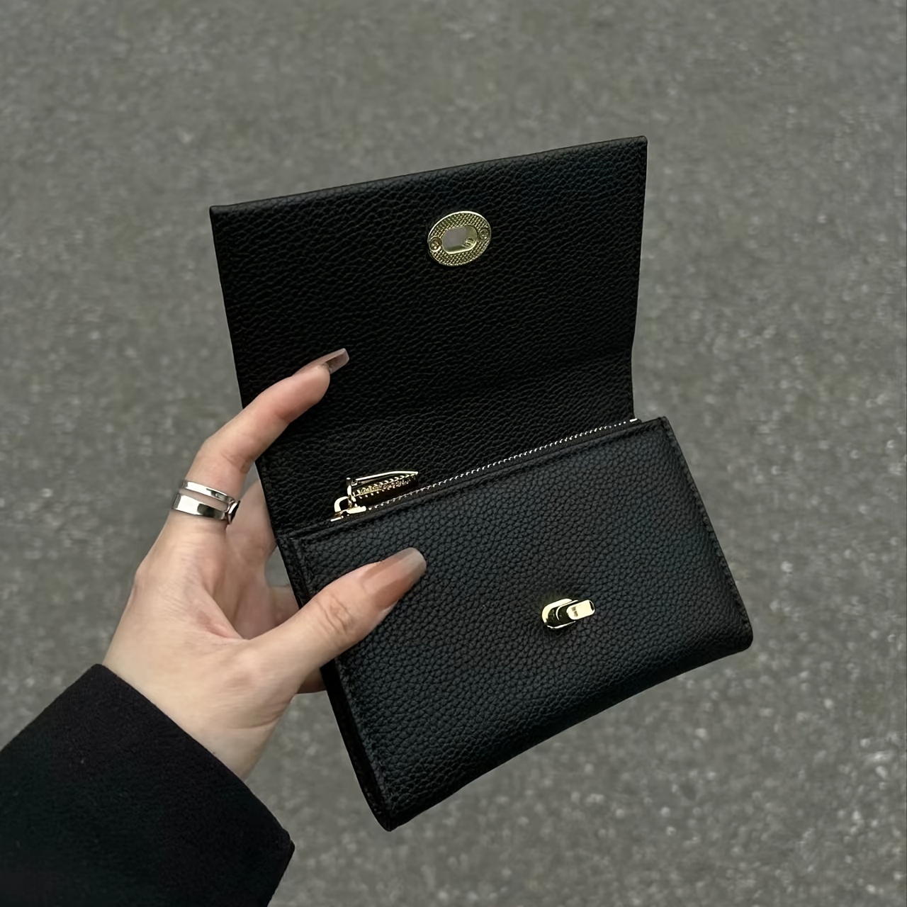 Exquisite Black Women's Wallet - Interior Design Photo review and price